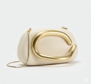 Luxury beige chain shoulder bag with gold metal C accent designer women’s handbag for parties (1)