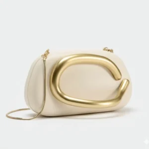 Luxury beige chain shoulder bag with gold metal C accent designer women’s handbag for parties (1)